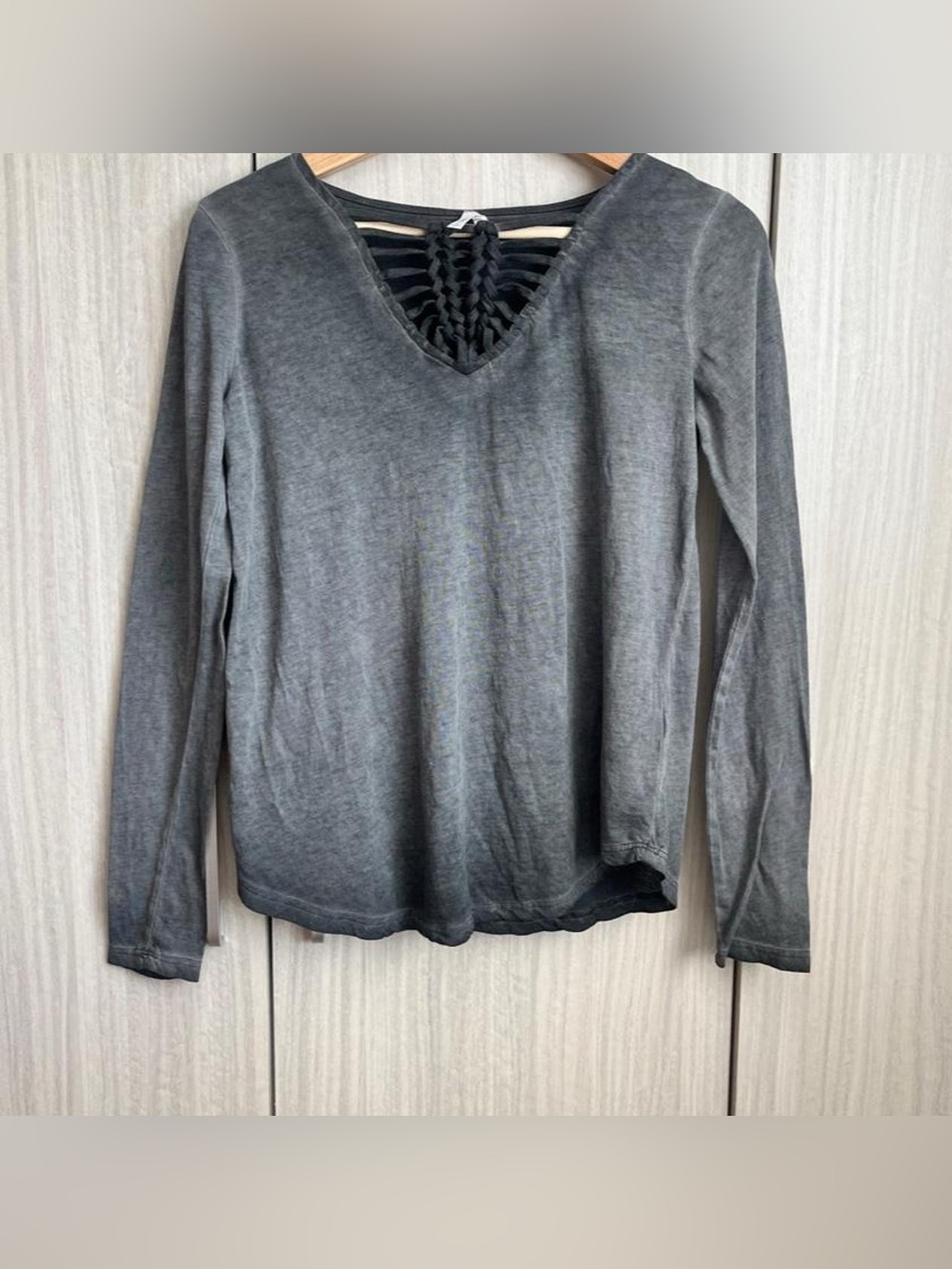 Mudd Gray Long Sleeve V-Neck Top with Braided Back